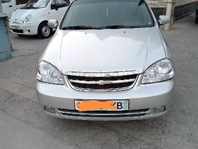 Серебристый Chevrolet Lacetti, 2 позиция 2013 года, КПП Механика, в Нарпайский район за 6 000 y.e. id5210989