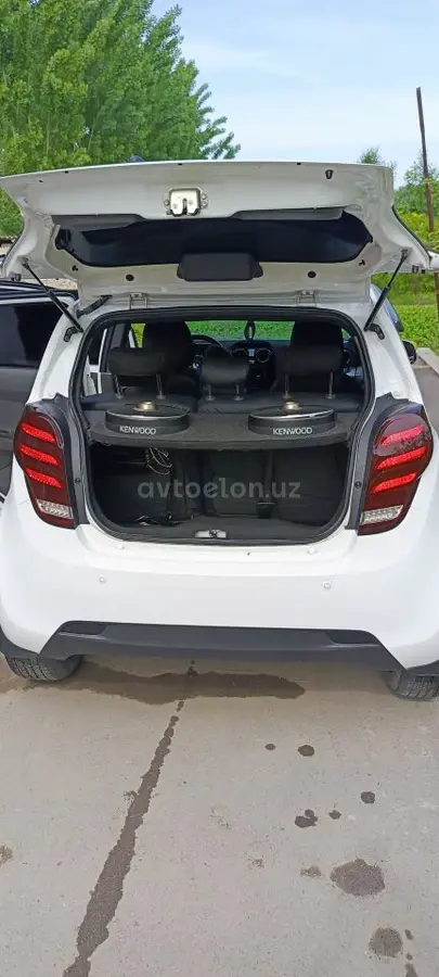 Chevrolet Spark 2018 — 3