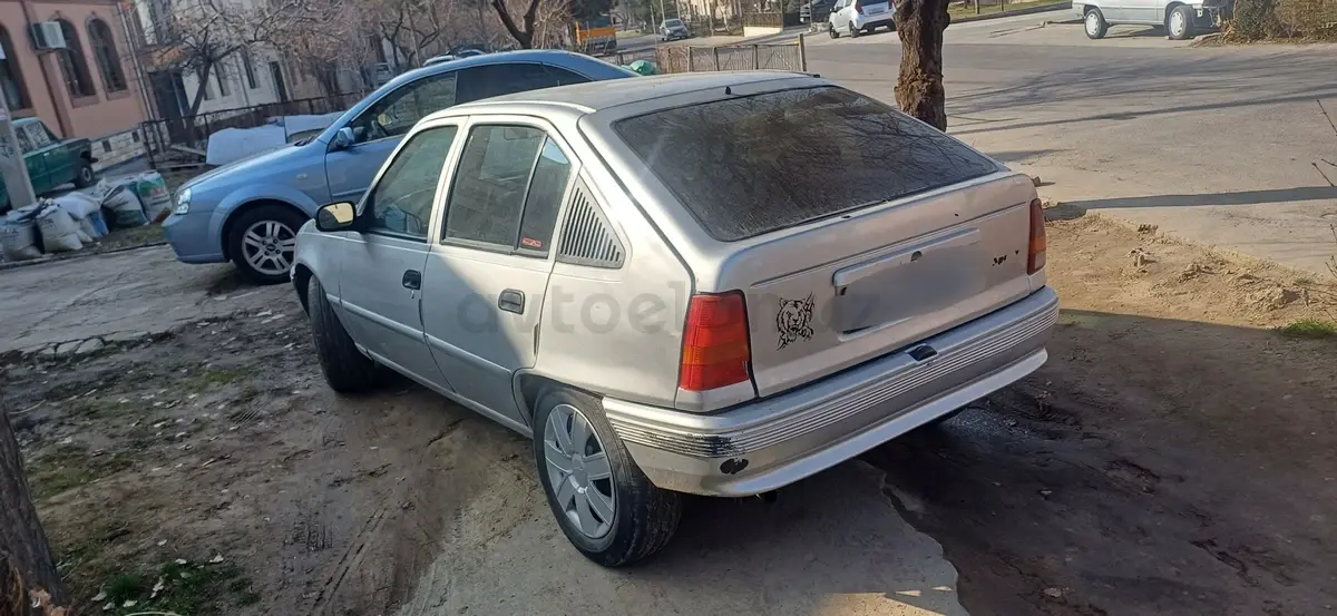 Opel Kadett — 2