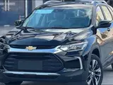 Черный Chevrolet Tracker Premier 2023 года, КПП Автомат, в Ташкент за 17 500 y.e. id6349778, Фото №1