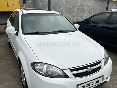 Oq Chevrolet Gentra, 3 pozitsiya 2019 yil, КПП Avtomat, shahar Toshkent uchun 12 000 у.е. id5119460