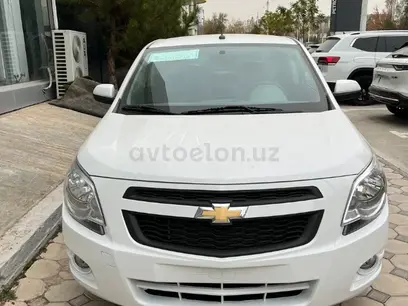 Белый Chevrolet Cobalt, 4 позиция 2024 года, КПП Автомат, в Учкурганский район за ~11 689 y.e. id5180982