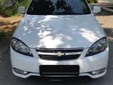 Белый Chevrolet Gentra, 1 позиция 2023 года, КПП Механика, в Бешарыкский район за 12 500 y.e. id6457136, Фото №1