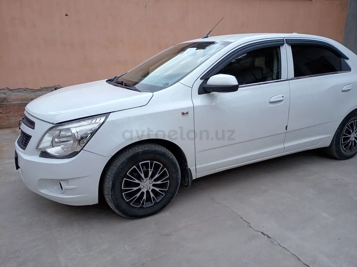 Chevrolet Cobalt 2013 — 2