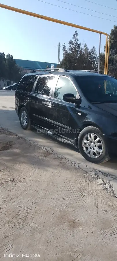 Kia Carnival — 6