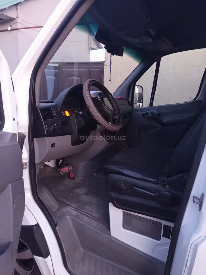 Mercedes-Benz Sprinter — 3