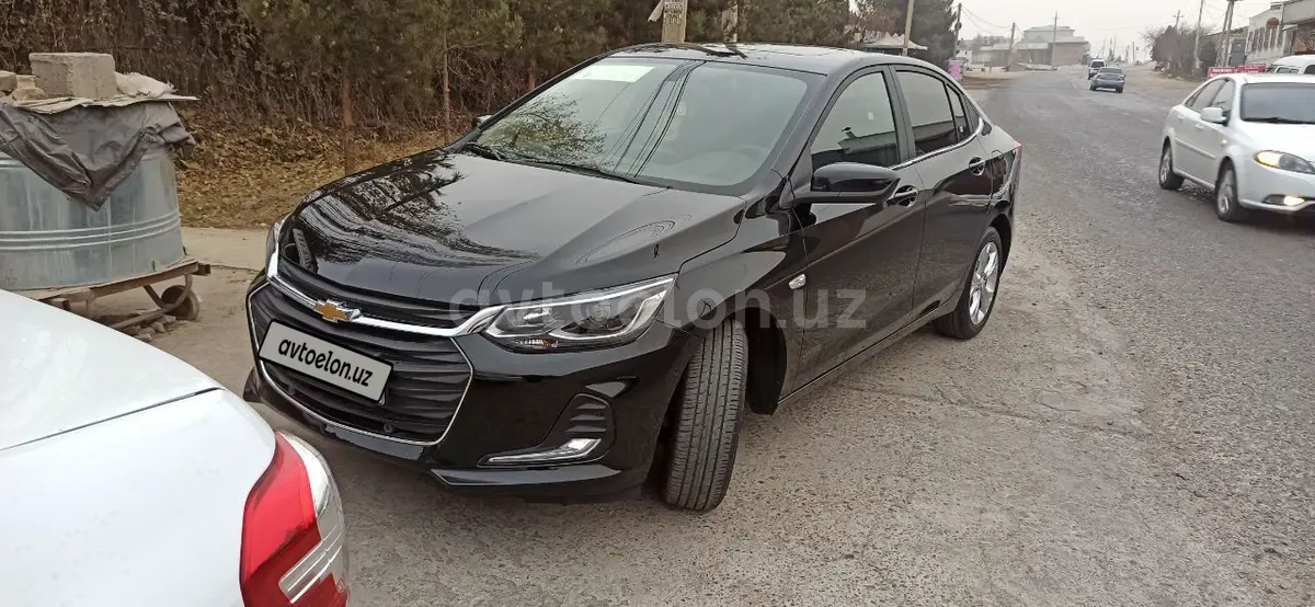Chevrolet Onix 2024 — 2