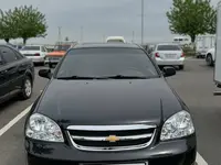 Qora Chevrolet Lacetti, 3 pozitsiya 2010 yil, КПП Avtomat, shahar Samarqand uchun 8 100 у.е. id5014384
