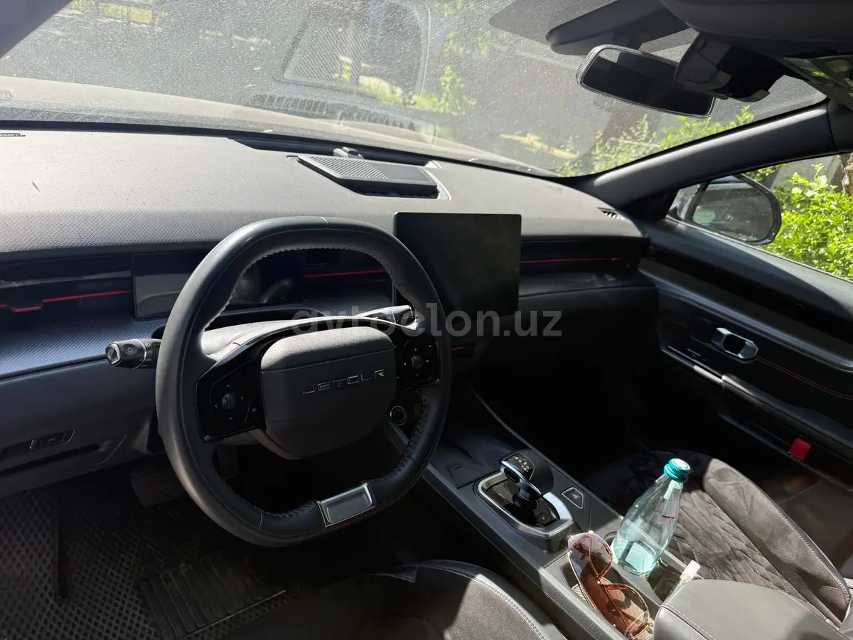 Jetour Dasheng — 5