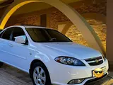 Белый Chevrolet Gentra, 3 позиция 2019 года, КПП Автомат, в Ташкент за 12 200 y.e. id5197941, Фото №1