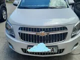 Белый Chevrolet Cobalt, 4 позиция 2022 года, КПП Автомат, в Гулистан за 12 500 y.e. id5182009, Фото №1