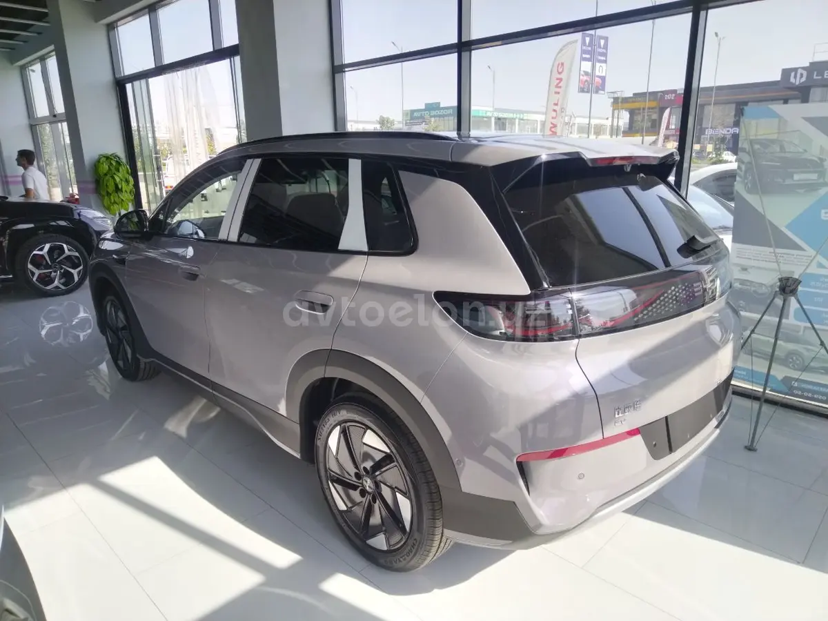 BYD Sealion 05 — 3