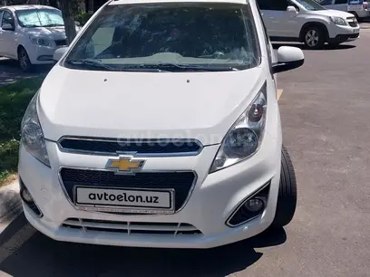 Белый Chevrolet Spark, 2 позиция 2013 года, КПП Автомат, в Ташкент за 5 600 y.e. id5174302