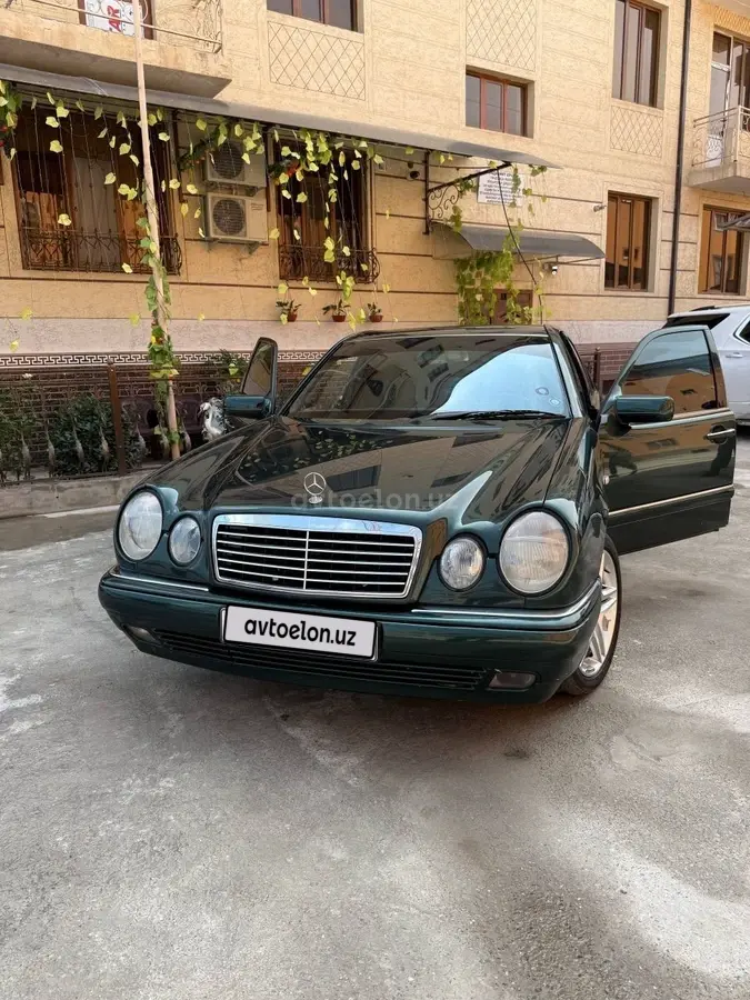 Mercedes-Benz E 200 — 8