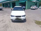 Белый Chevrolet Nexia 2, 3 позиция SOHC 2010 года, КПП Механика, в Бекабад за 3 000 y.e. id6435453, Фото №1