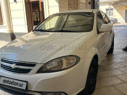 Oq Chevrolet Gentra, 1 pozitsiya 2015 yil, КПП Mexanika, shahar Toshkent uchun 7 500 у.е. id6625837