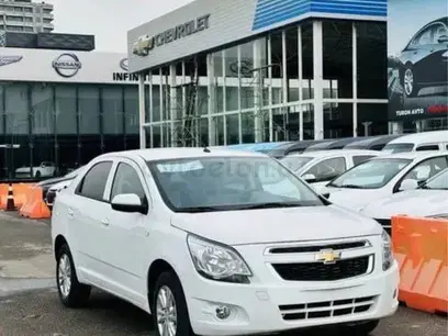 Белый Chevrolet Cobalt, 4 позиция 2024 года, КПП Автомат, в Ташкент за 12 600 y.e. id5169185