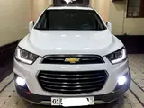 Белый Chevrolet Captiva, 4 позиция 2017 года, КПП Автомат, в Ташкент за 18 000 y.e. id5220389, Фото №1