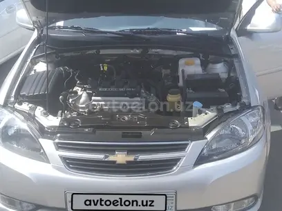 Серебристый Chevrolet Gentra, 1 позиция 2016 года, КПП Механика, в Ташкент за 9 200 y.e. id4981045