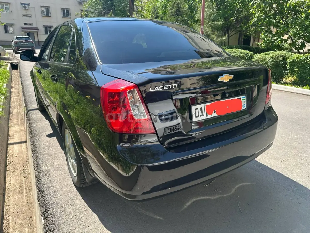 Chevrolet Lacetti 2024