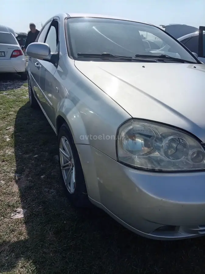 Daewoo Lacetti — 2