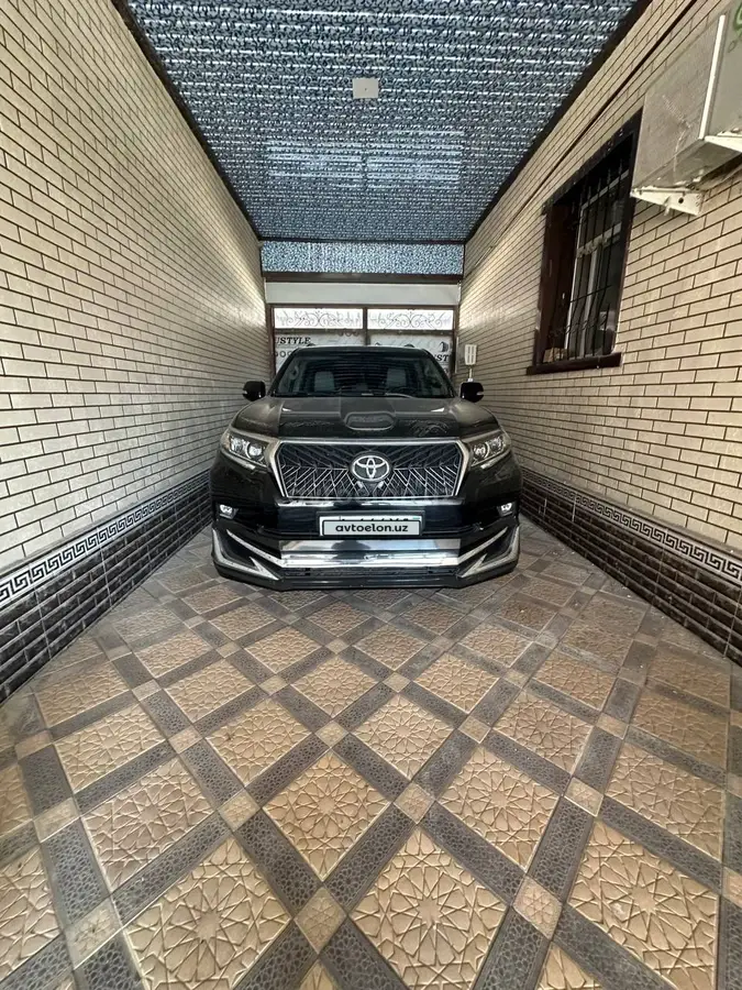 Toyota Land Cruiser Prado