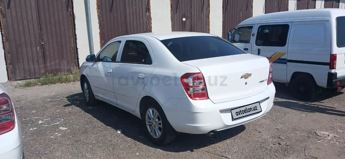 Chevrolet Cobalt 2025 — 3