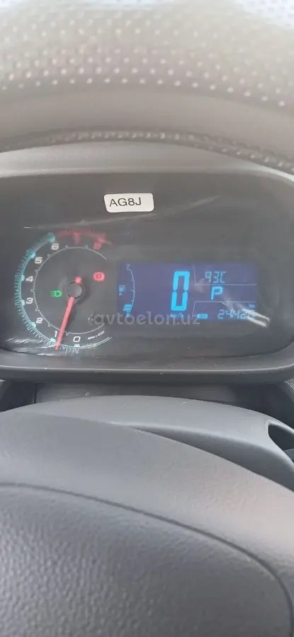 Chevrolet Cobalt 2025 — 4