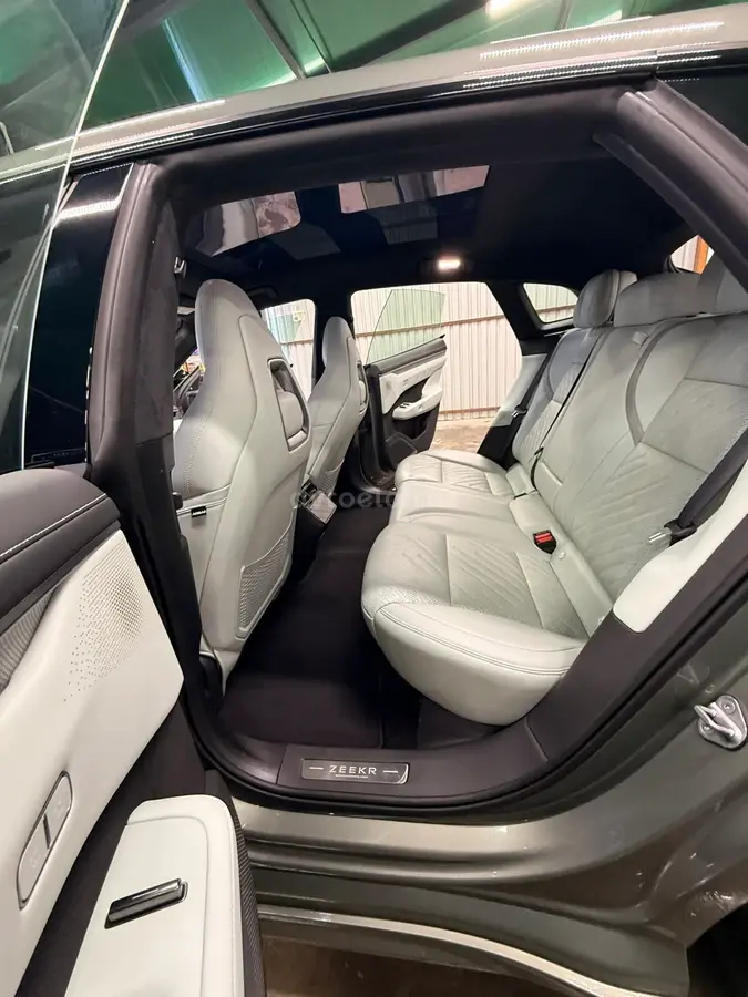 Zeekr 001 — 5