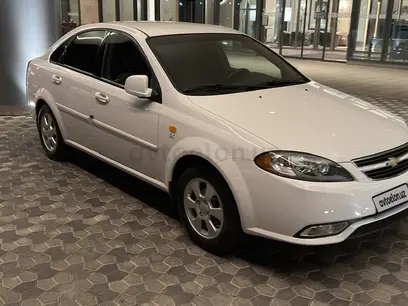 Белый Chevrolet Lacetti, 1 позиция Газ-бензин 2018 года, КПП Механика, в Самарканд за 9 000 y.e. id6402124