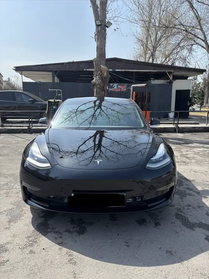Tesla Model 3 — 2