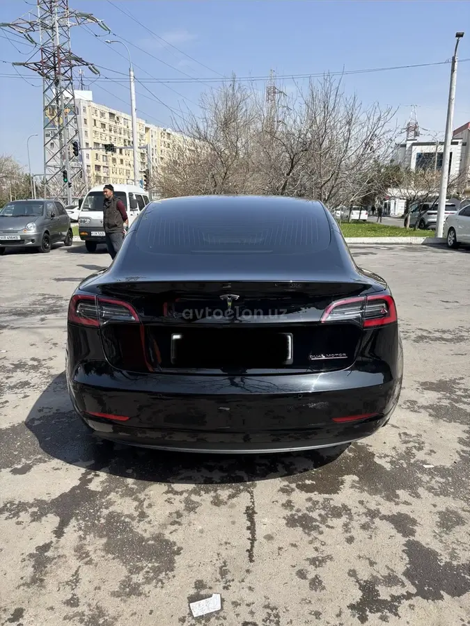 Tesla Model 3 — 5