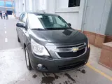 Мокрый асфальт Chevrolet Cobalt, 4 позиция 2024 года, КПП Автомат, в Ташкент за 13 700 y.e. id3506098