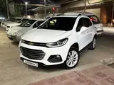 Белый Chevrolet Tracker, 3 позиция 2019 года, КПП Автомат, в Ташкент за 13 600 y.e. id5169380, Фото №1