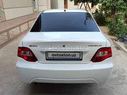 Белый Chevrolet Nexia 2, 4 позиция SOHC 2015 года, КПП Механика, в Карши за 6 600 y.e. id5210290
