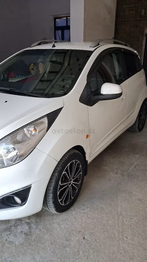 Chevrolet Spark 2010 — 5