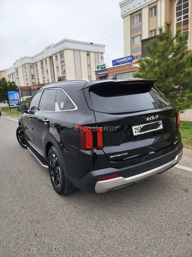 Kia Sorento — 7