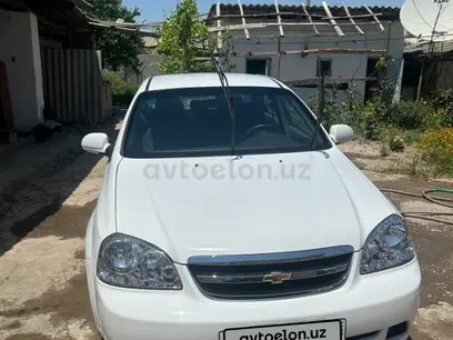 Белый Chevrolet Lacetti, 1 позиция 2010 года, КПП Механика, в Аккурганский район за 12 000 y.e. id5178130