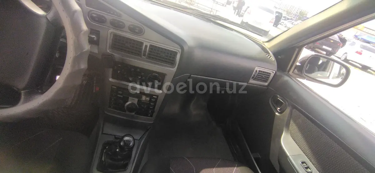 Daewoo Nexia II — 4