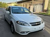 Белый Chevrolet Gentra, 3 позиция 2024 года, КПП Автомат, в Ташкент за ~13 439 y.e. id5204283, Фото №1