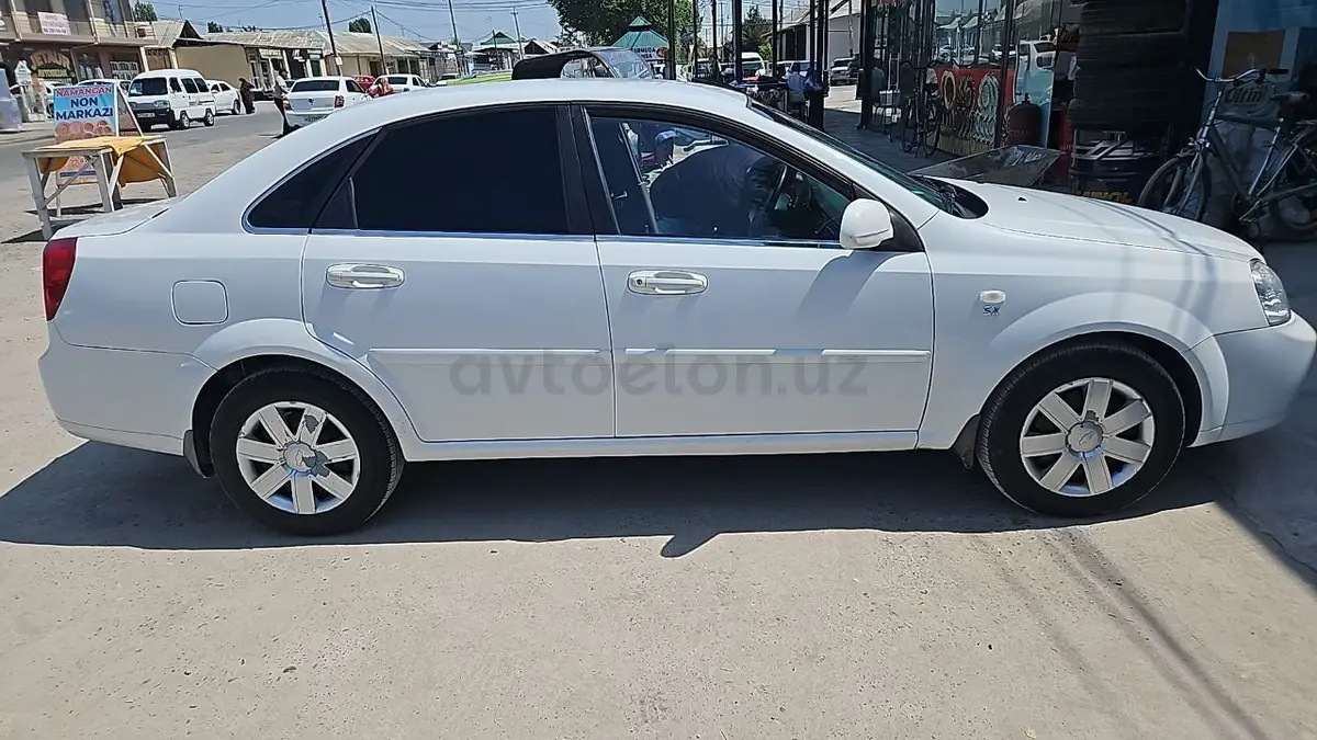 Chevrolet Lacetti 2010 — 2