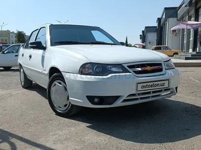 Белый Chevrolet Nexia 2, 4 позиция DOHC 2014 года, КПП Механика, в Наманган за 6 800 y.e. id2679340