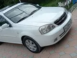 Белый Chevrolet Lacetti, 1 позиция Газ-бензин 2012 года, КПП Механика, в Андижан за 7 700 y.e. id5036379