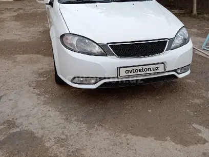 Chevrolet Gentra, 2 позиция 2015 года, КПП Механика, в Дехканабадский район за 8 000 y.e. id5179319
