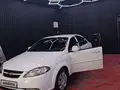 Белый Chevrolet Gentra, 2 позиция 2022 года, КПП Механика, в Денау за ~11 914 y.e. id6477892