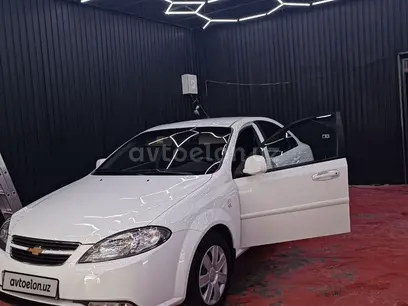 Oq Chevrolet Gentra, 2 pozitsiya 2022 yil, КПП Mexanika, shahar Denov uchun ~11 605 у.е. id6477892