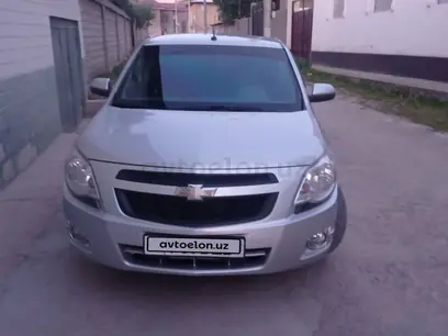 Серебристый Chevrolet Cobalt, 2 позиция 2013 года, КПП Механика, в Ташкент за 8 800 y.e. id5143032