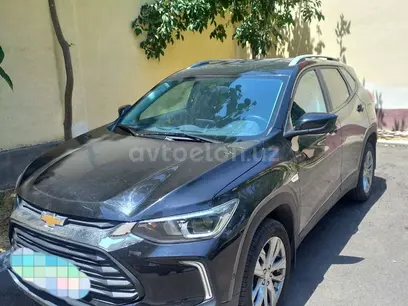 Qora Chevrolet Tracker, 2 pozitsiya 2023 yil, КПП Avtomat, shahar Toshkent uchun 16 000 у.е. id6402339