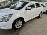 Белый Chevrolet Cobalt, 4 позиция 2022 года, КПП Автомат, в Ташкент за 11 600 y.e. id5223646