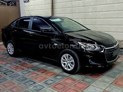 Черный Chevrolet Onix 2023 года, КПП Механика, в Ташкент за 12 500 y.e. id5167902